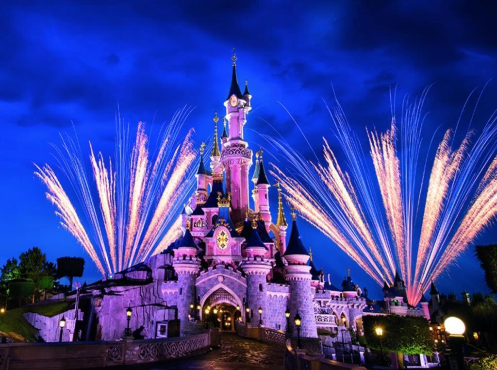 Victoria Family House Disneyland Paris Serris Exterior foto